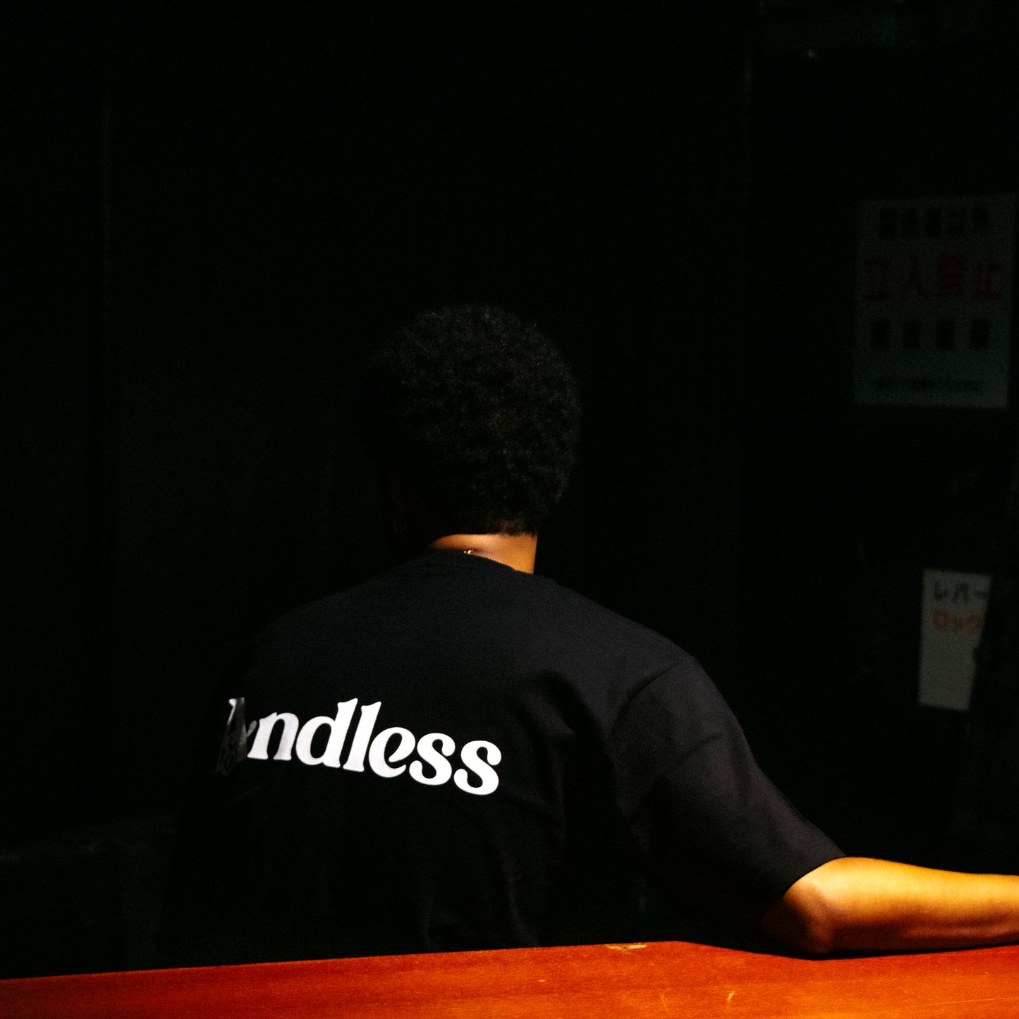 Andless Tee / Black